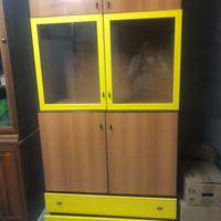 Armadio con vetrina soggiorno