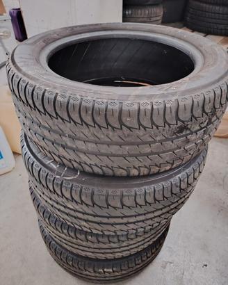 4 Gomme Estive 215 55 e17 KLEBER 