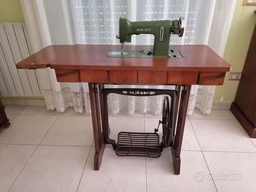 Macchina da cucire vintage