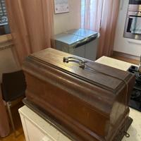 Macchina da cucire d epoca