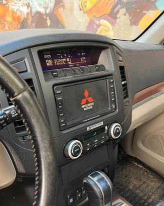 Pajero v80 7 posti.