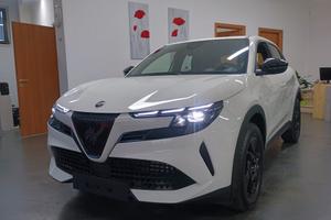 Alfa Romeo Junior 1.2 136 CV Hybrid eDCT6