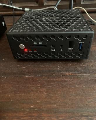Mini pc Zotac CI323