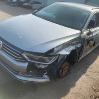 Ricambi VW Passat SW 2015 1.6 tdi dcx