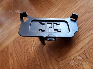 Supporto auto per IPhone 4/4S