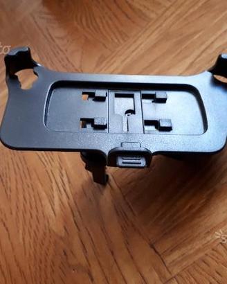 Supporto auto per IPhone 4/4S