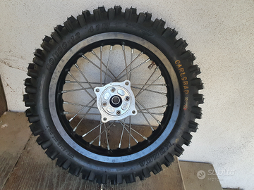 Cerchio e gomma cross pit bike