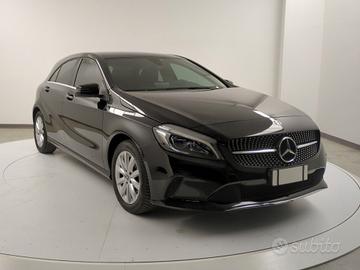 Mercedes-benz A 180 A 180 d Executive