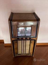 Radio epoca CGE a valvole con giradischi