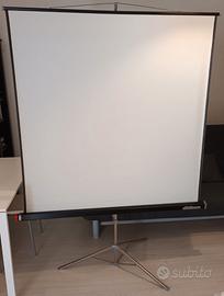 Schermo da proiezione con treppiede