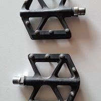 Pedali Zeray e Switch