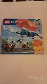 LEGO City 60208 Arresto con Il Paracadute Polizia