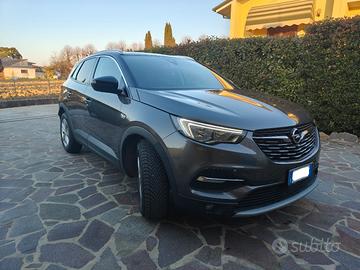 Opel Grandland 1.6 diesel 120 CV