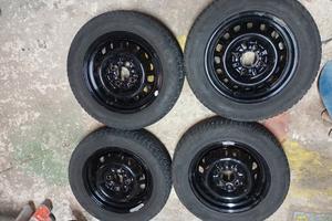 4 Pneumatici 155 65 13 usati