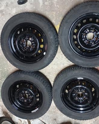 4 Pneumatici 155 65 13 usati
