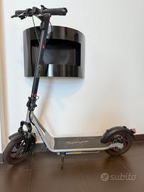 Monopattino Elettrico 25Km/h