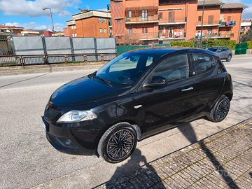 Lancia Ypsilon 1.2 GPL GOLD 2019