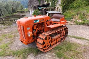 Trattore cingolato FIAT 25