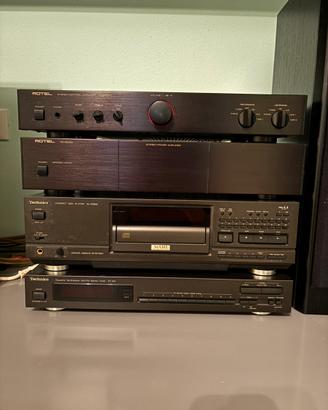 Pre/amplificatori, lettoreCD, radio/stereo, casse