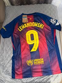 Taglia M Maglia lewandowski nuova 2025/2026 barca