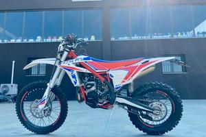 Beta Xtrainer 300 2023 - 72 H Uniprop