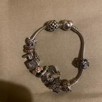 Bracciale Pandora con 12 charm
