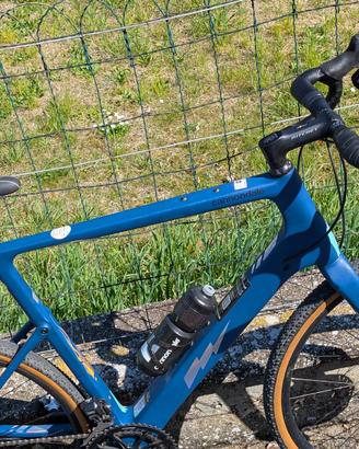 GRAVEL CANNONDALE TOPSTON CARBON 6