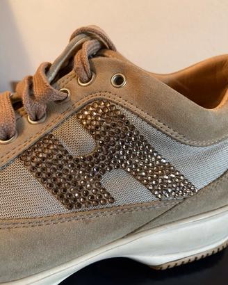 Hogan tenute molto bene nr. 37