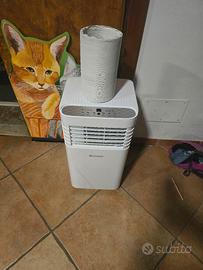 climatizzatore portatile rotelle tubo
