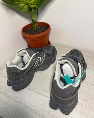 Scarpe New Balance 9060 Grigie - Nuove - Taglia 40