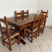 Tavolo legno massello con sedie