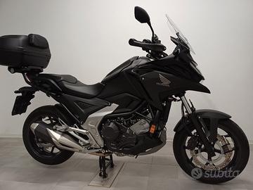 nc 750 x  come nuova