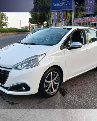 Peugeot 208 BlueHDi 100 5 porte Allure