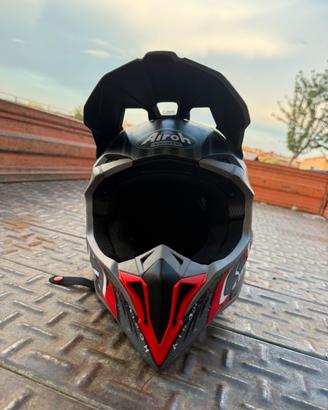 Casco motocross AIROH