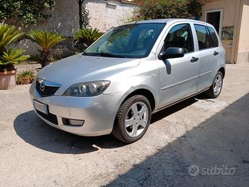 Mazda 2 Mazda2 12 benzina