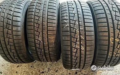 4 gomme usate 215 40 18 Yokohama