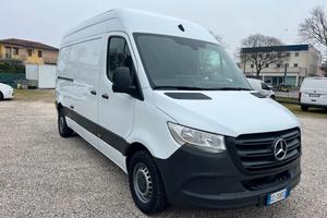 Mercedes Benz 311 Cdi Sprinter F39/33