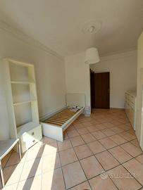 Stanza singola zona Novara centro