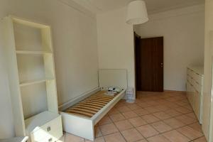 Stanza singola zona Novara centro