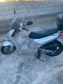 Scooter aprilia sportcity 200 non marciante