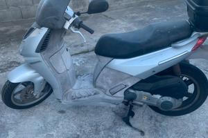 Scooter aprilia sportcity 200 non marciante