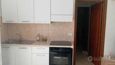 Cucina completa + Parete attrezzata + lavatrice