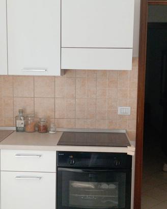 Cucina completa + Parete attrezzata + lavatrice