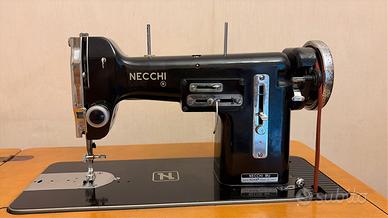 Macchina da cucire Necchi BU Serie Nova