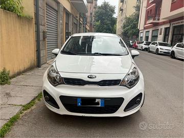 KIA RIO 1.1 CRDi DIESEL