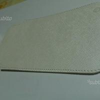 Cover bianca vari telefoni nuovi