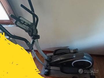 Ellittica Toorx ERX80 attrezzo sportivo allenarsi