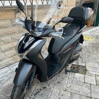 Scooter Honda SH125