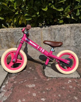 Bicicletta senza pedali da bambina