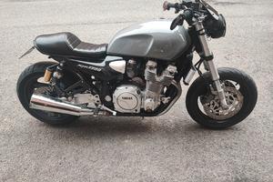 Yamaha XJR 1300 cafè race 